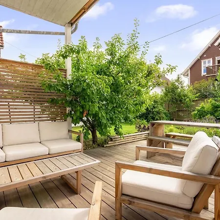 Apartmán Two Bedroom With Two Bathrooms And Private Terrace And Garden Stavanger
